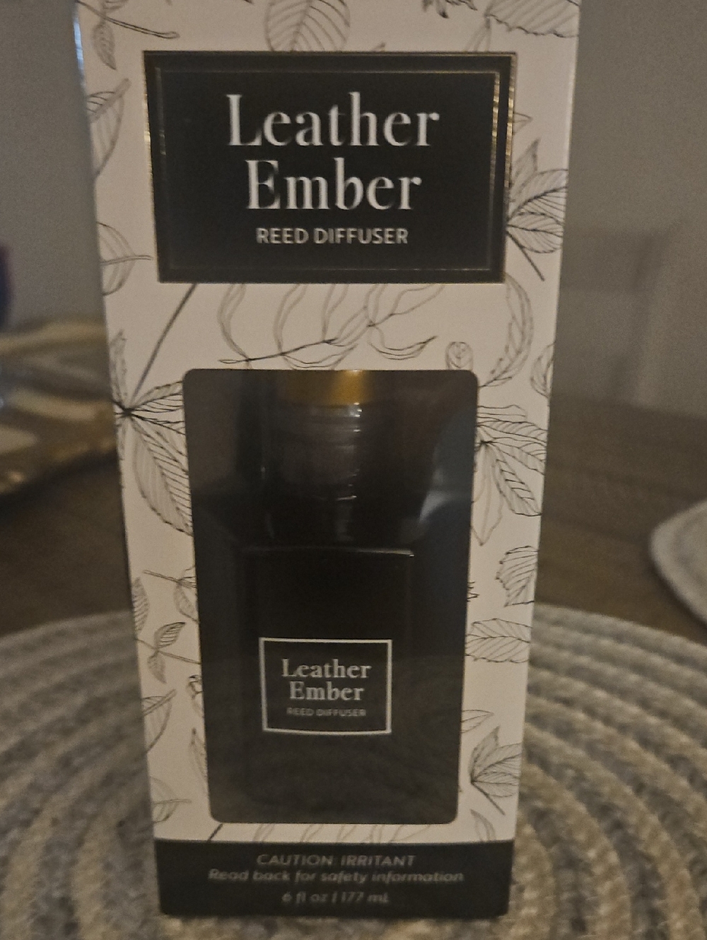 Diffuser 8 Reeds Leather Ember
